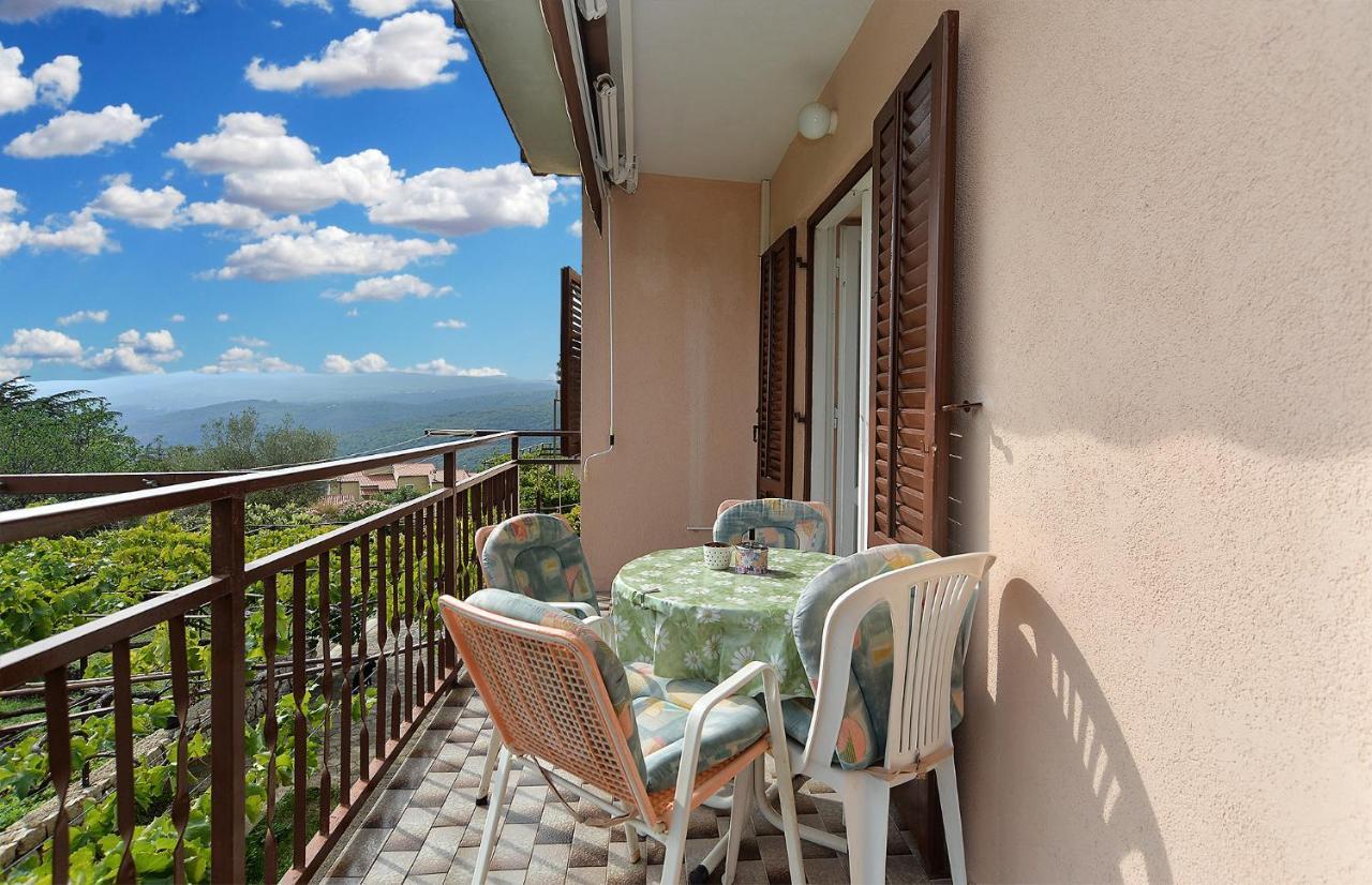 Apartments Medulinska Rabac 757 Экстерьер фото
